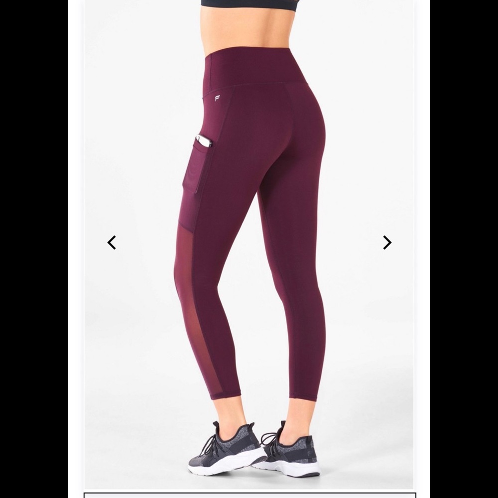 Fabletics Mila High-Waisted 7/8 Leggings Burgundy